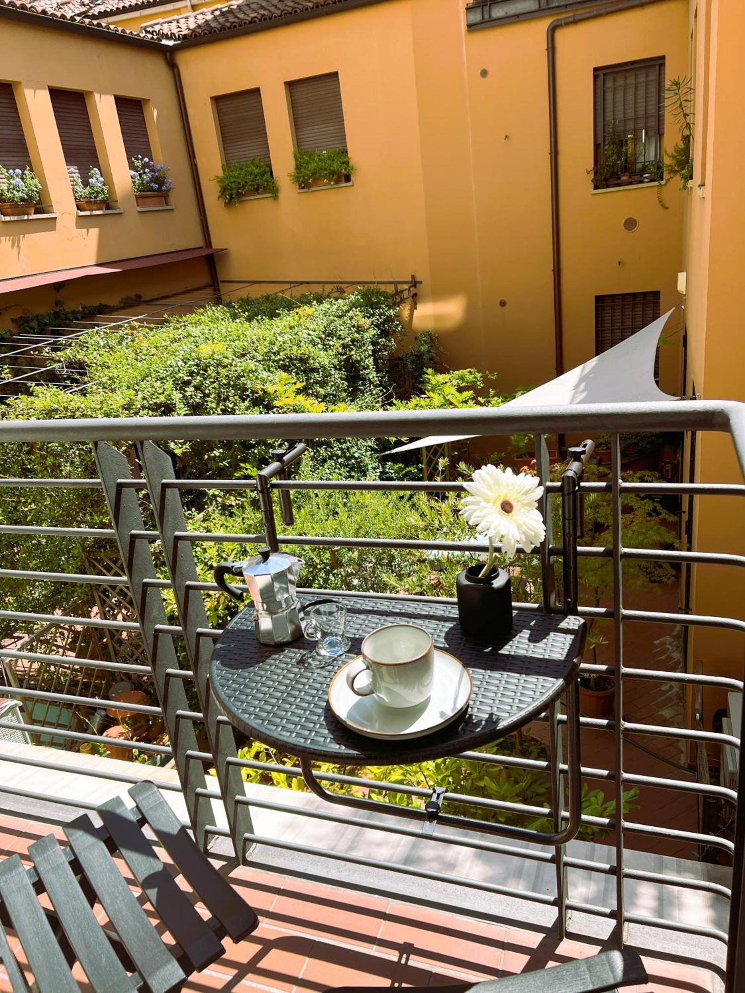 Alfea Suite Bologna Ngoại thất bức ảnh